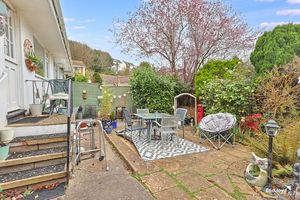 Photo 8- click for photo gallery